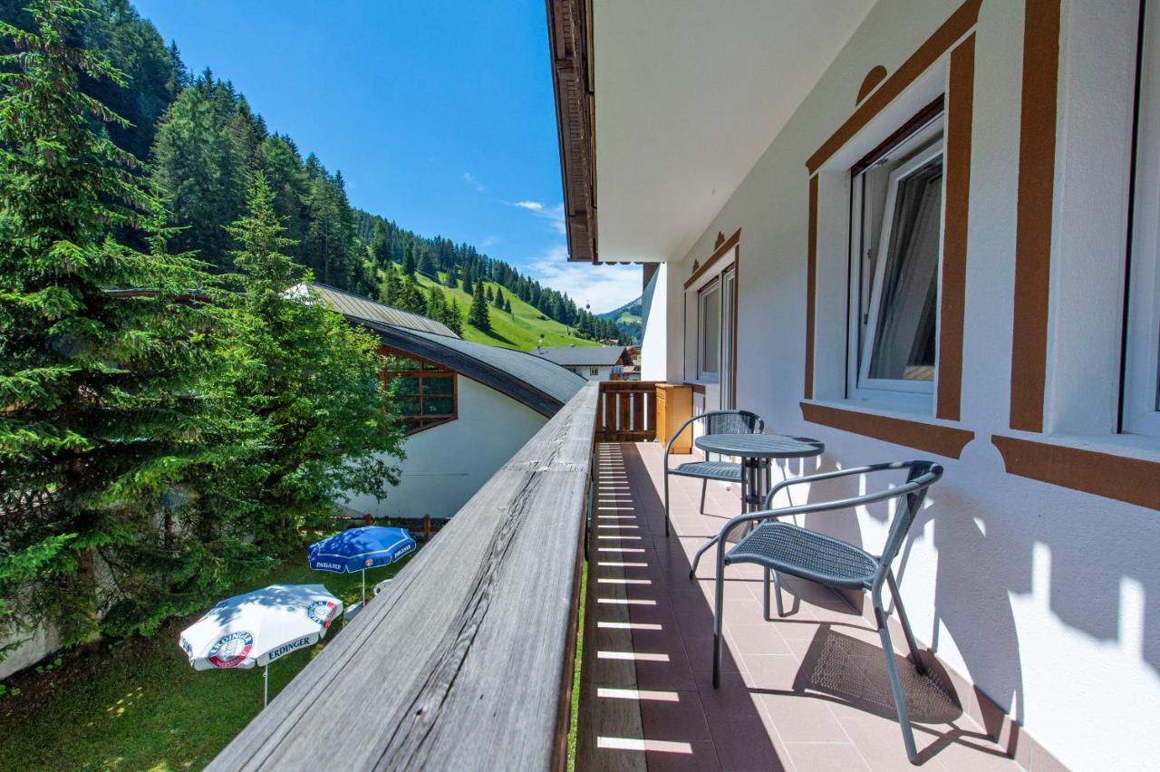 Apartment Brunelle Selva di Val Gardena Esterno foto